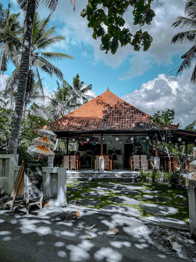 Mertha Sari Resto & Bungalow Klungkung Eksteriør billede